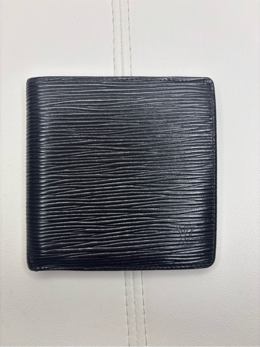 Louis Vuitton Epi Leather Marco Bifold Wallet in Black (Noir)